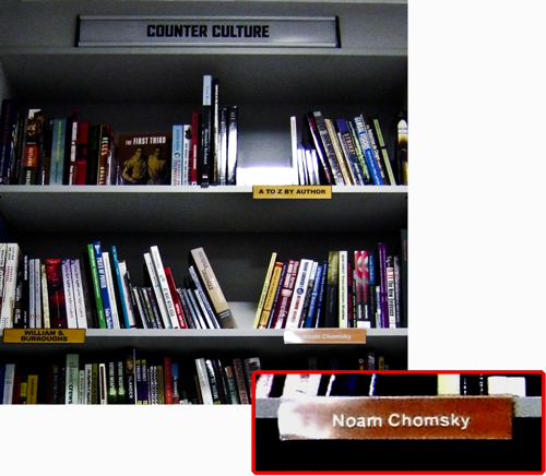 Chomsky neben Burroughs in der „Counter Culture“ Abteilung von Forbidden Planet auf der Shaftesbury Avenue
